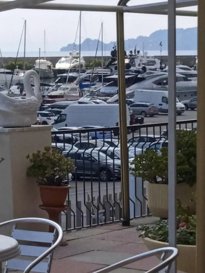 Albergo Stella Di Mare Lavagna 2*,