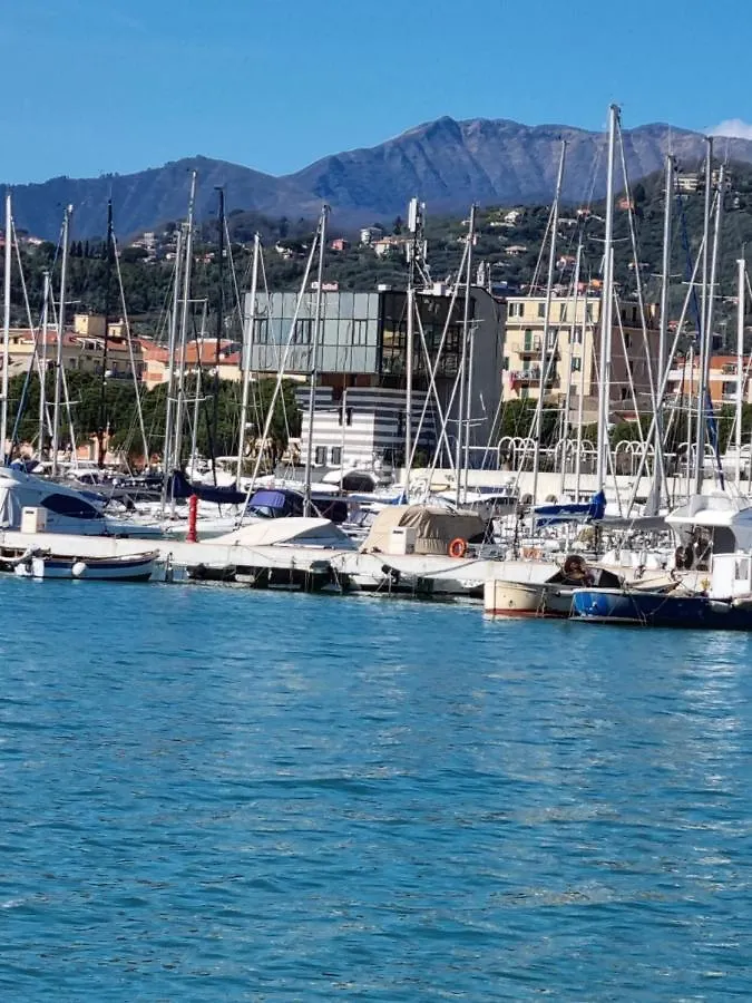 ** Hotel Albergo Stella Di Mare Lavagna Italien